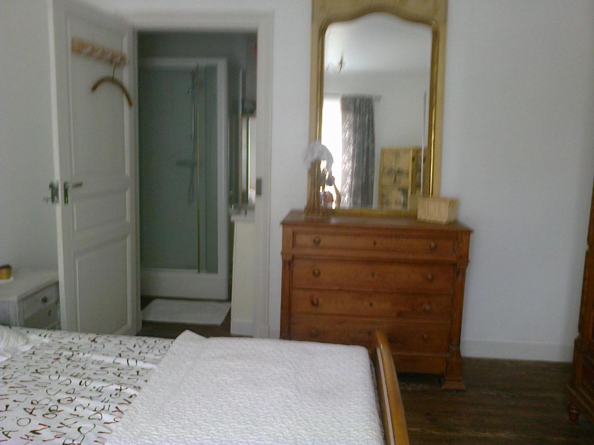 Grande Maison Charentaise: Estuaire Views & Sunset Splendor Mortagne-sur-Gironde Exterior photo
