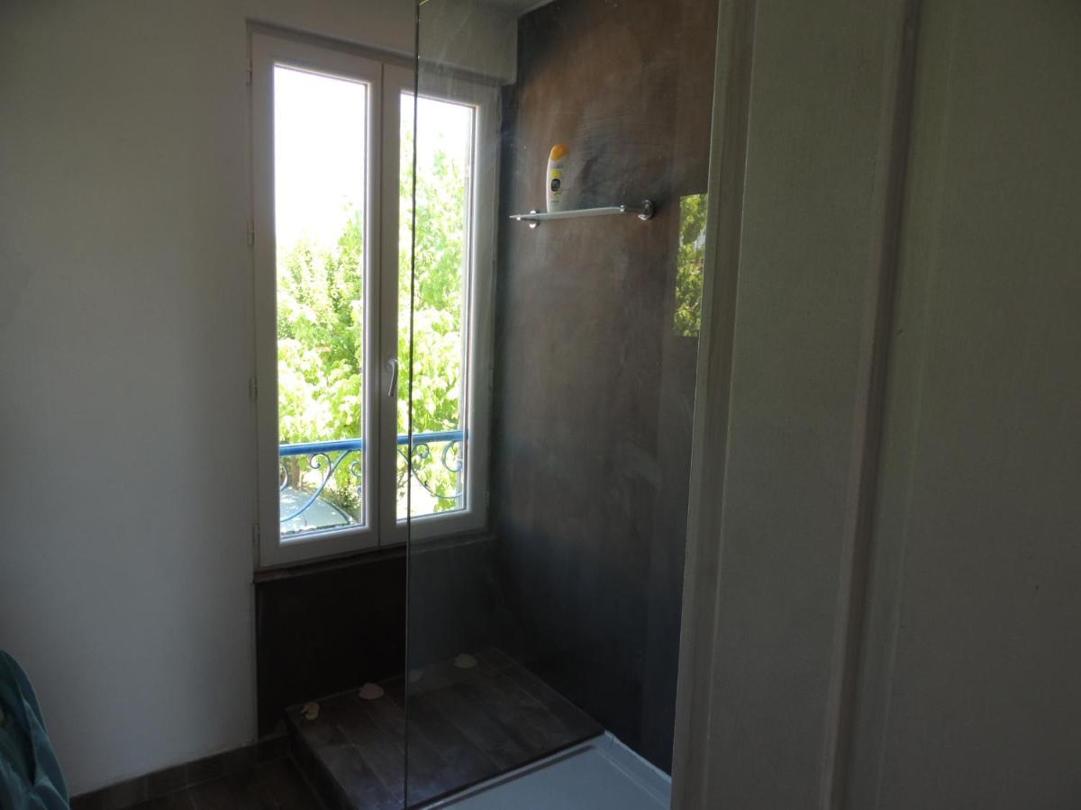 Grande Maison Charentaise: Estuaire Views & Sunset Splendor Mortagne-sur-Gironde Exterior photo