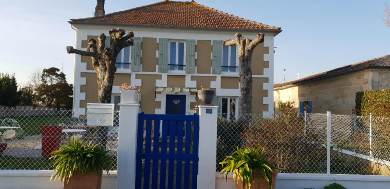 Grande Maison Charentaise: Estuaire Views & Sunset Splendor Mortagne-sur-Gironde Exterior photo